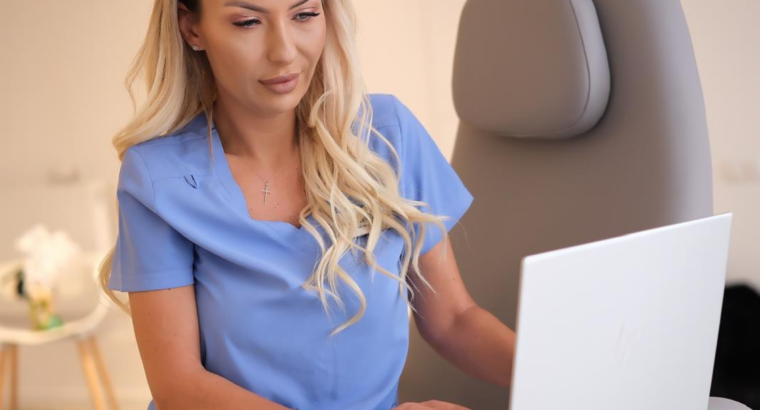 Consiliere online gratuită în pedichiura medicală – primul pas spre un tratament corect